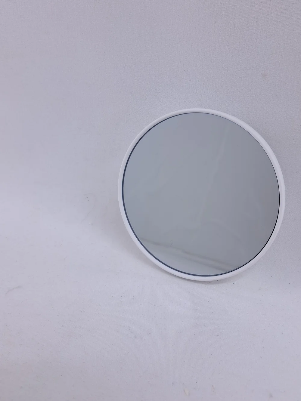 Google Round Battery-Powered Thermostat - White
